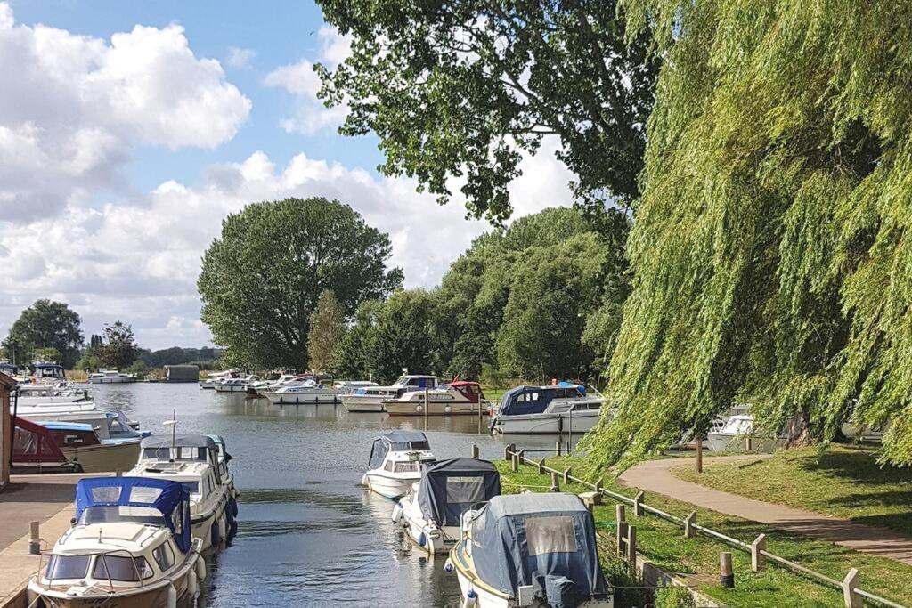 Entire 2 Bed Coach House In Peaceful Norfolk Village Pulham Экстерьер фото